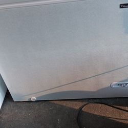Magic Chef Chest Freezer