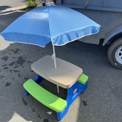 Little Tikes Bench Table with Umbrella