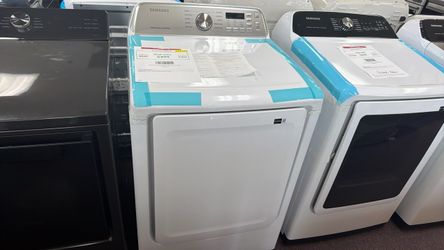 Samsung 7.4-cu ft Vented Electric Dryer (White )