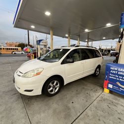 2006 Toyota Sienna