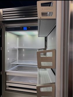 HESTAN 36”WIDE BUILT IN STAINLESS STEEL BOTTOM FREEZER REFRIGERATOR