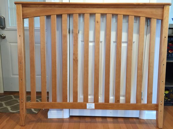 Convertible Infinity Crib Honey Oak By Baby S Dream For Sale In