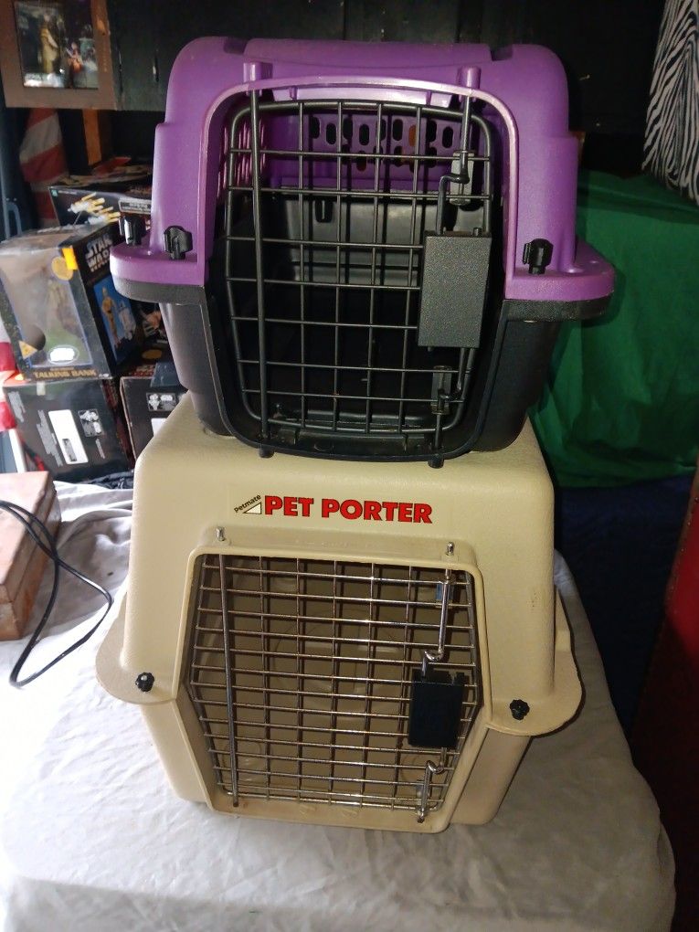 Pet Carriers (2)