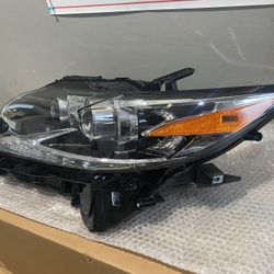 2016-2018 Lexus ES350 Left Headlight 