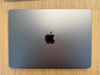 MacBook Pro 14 M2 Pro 16gb 1TB