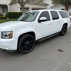 2014 Chevrolet Suburban