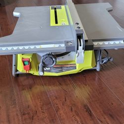 Table Saw Ryobi Casi Nueva En Exelentes Condiciones Por Solo 70 Dólares Más Barato Ya No Se Puede 