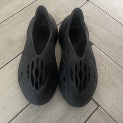 Yeezy Foam Runner