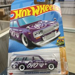 2023 Hot Wheels Datsun Bluebird Wagon 510 Purple