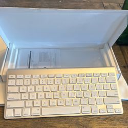 Apple Wireless Keyboard 