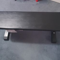 Simple Black Flat Workout Bench 