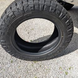Nitto Ridge Grappler - 285/60/20