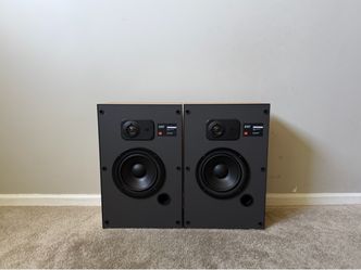 JBL 82T 2 Way Home Bookshelf Vintage Speakers