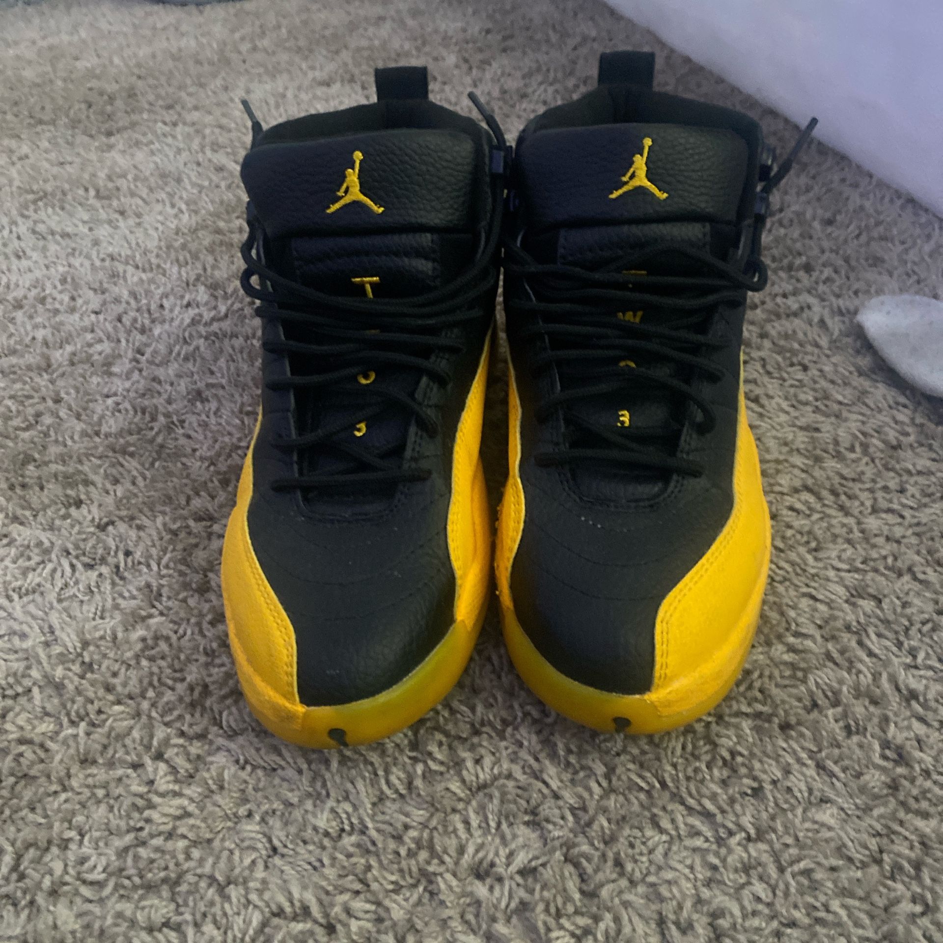 jordan 12 retro university gold