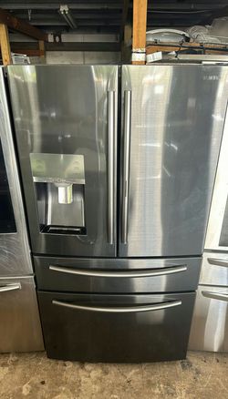 Samsung 4-Door Refrigerator (French Door Fridge with Drawer Freezer) - Water Dispenser LED Lighting