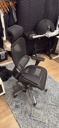 Nouhaus Ergo3D Ergonomic Office Chair - Mesh, Lumbar Support, 4D Armrests