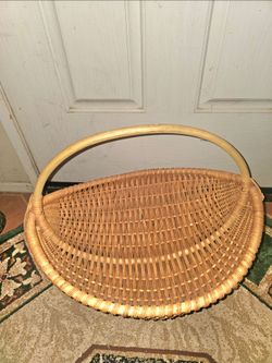 Wicker basket see the pictures for size