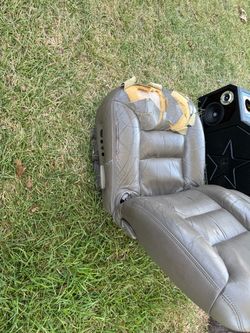 Seats and center console for Obs Chevy gmc