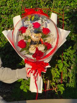 Flower balloon bouquet