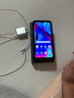 Nice clean cell phone