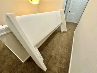 headboard