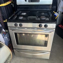 Estufa De Gas /  Gas Oven 