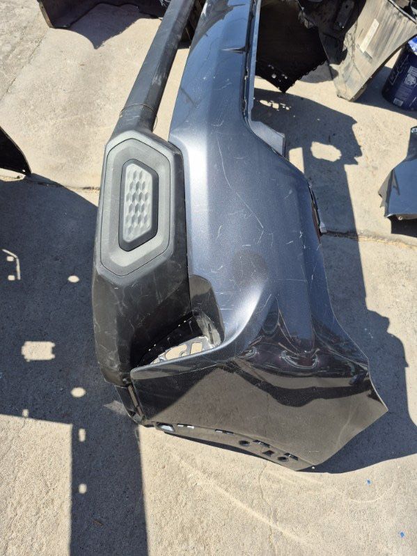 Subaru Forester Front Bumper Oem