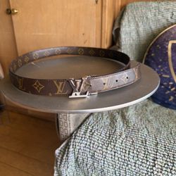 Louis Vuitton Belt (Silver)