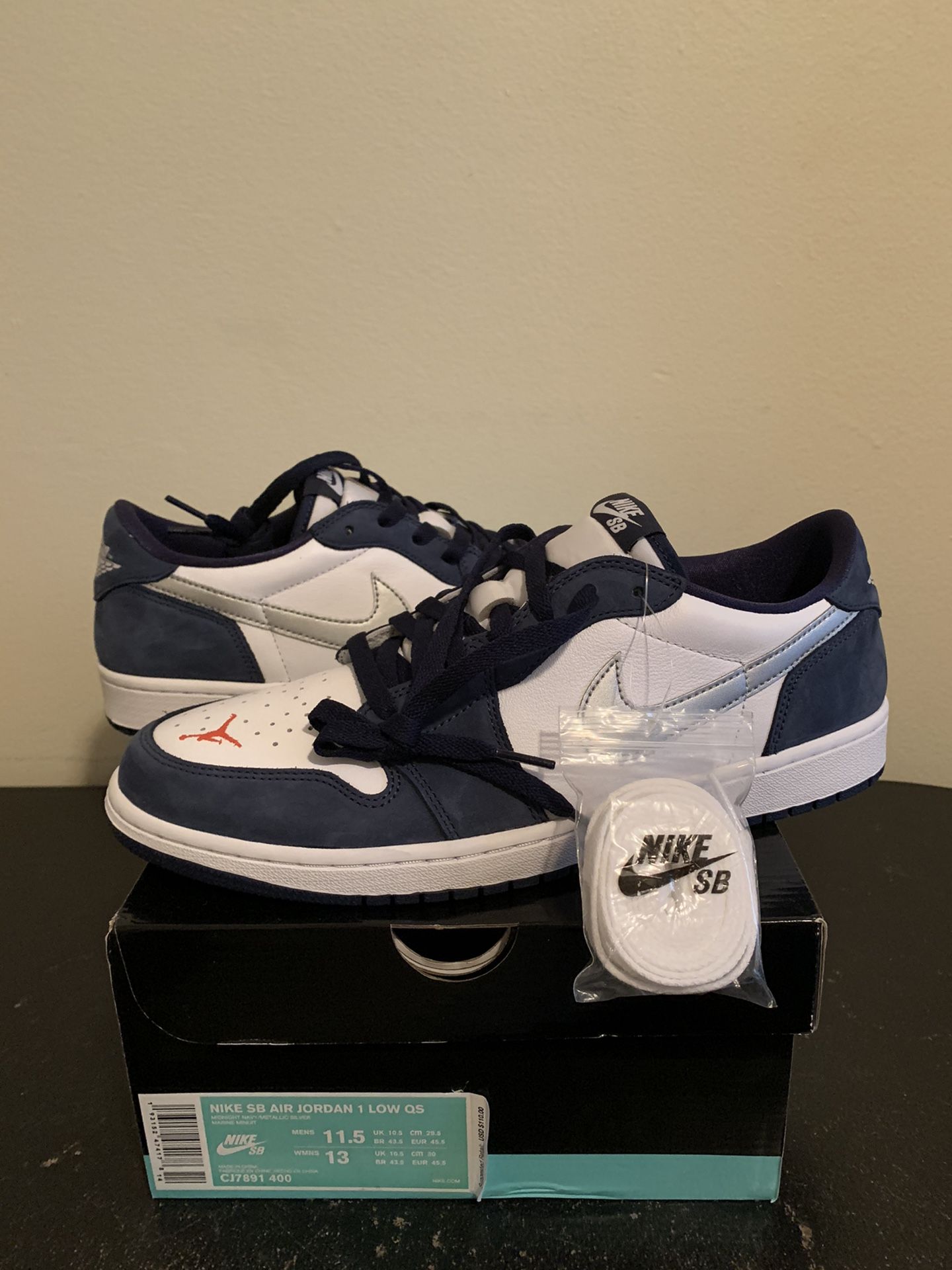 Size 11.5 Nike SB Air Jordan 1 Low Midnight Navy (Pick Up)