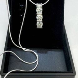 SILVER GENUINE 3 CT MOISSANITE PENDANT