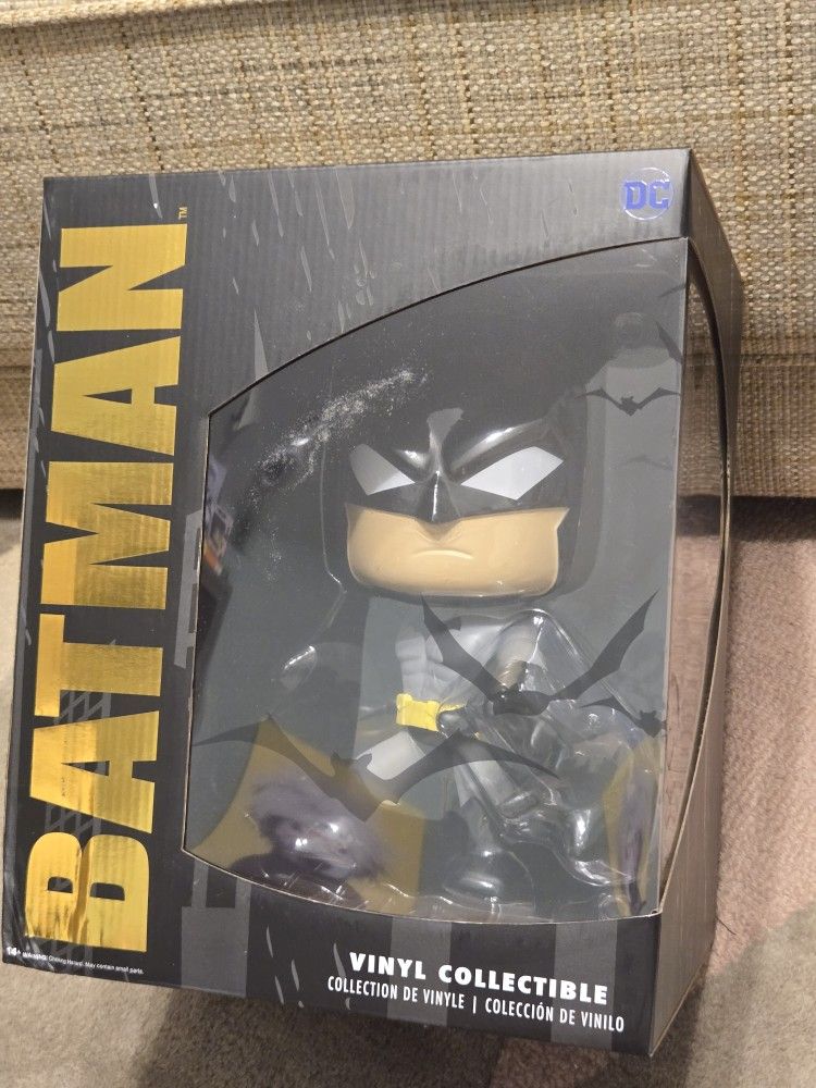 DC Comics Batman VAULTED SUPER DELUXE 12" Funko Pop Vinyl