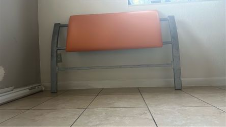 Full size steel bed set