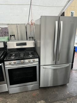 Refrigerador Whirlpool 3 Puertas Y Estufa Samsung De Gas