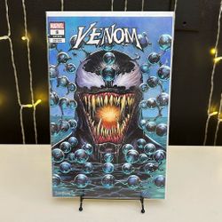 VENOM - Marvel #8 - Variant Edition Comic - $15