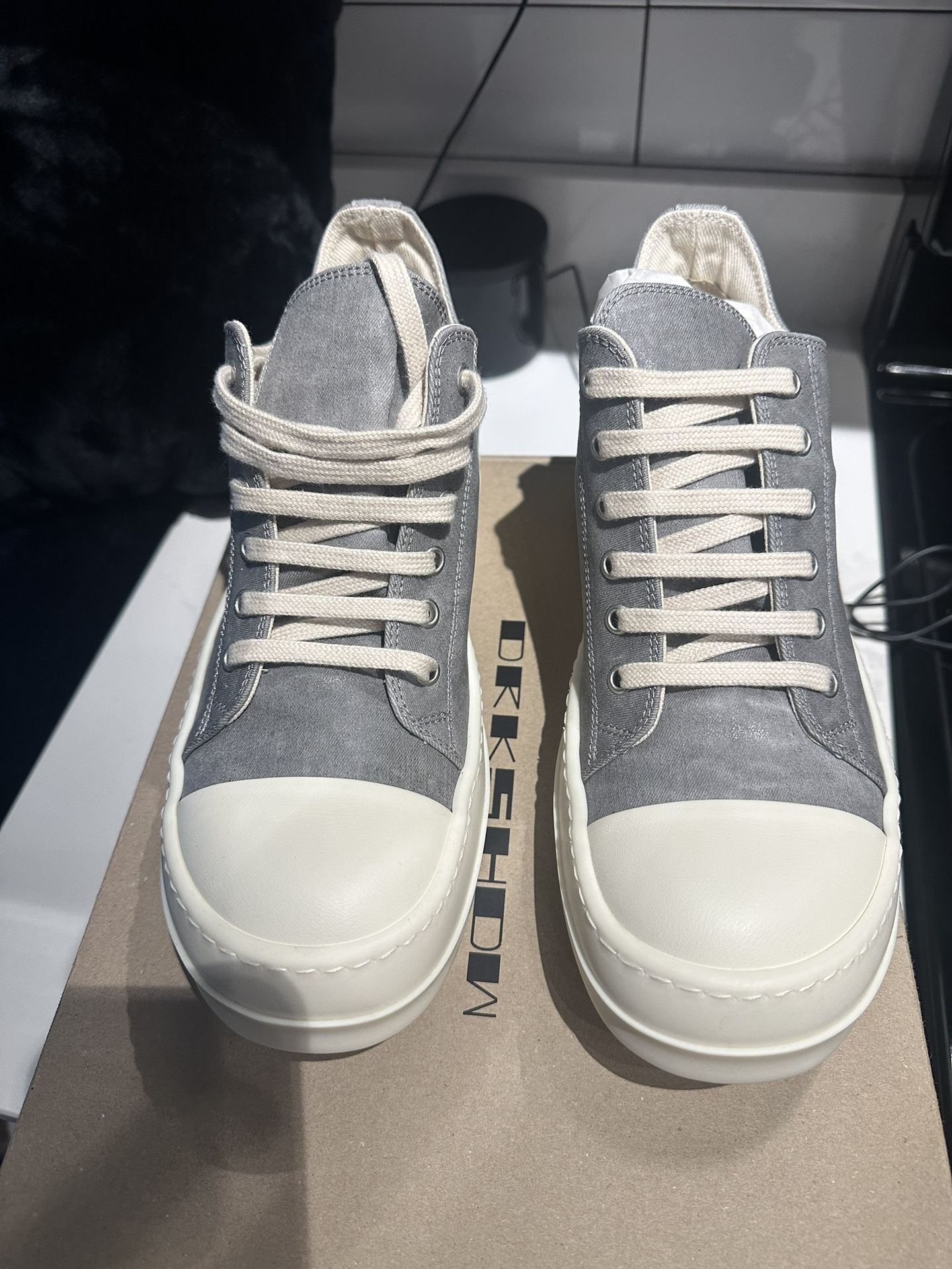 Rick Owen’s Drk shdw low Top