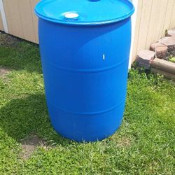 55-gallon Plastic Barrels 