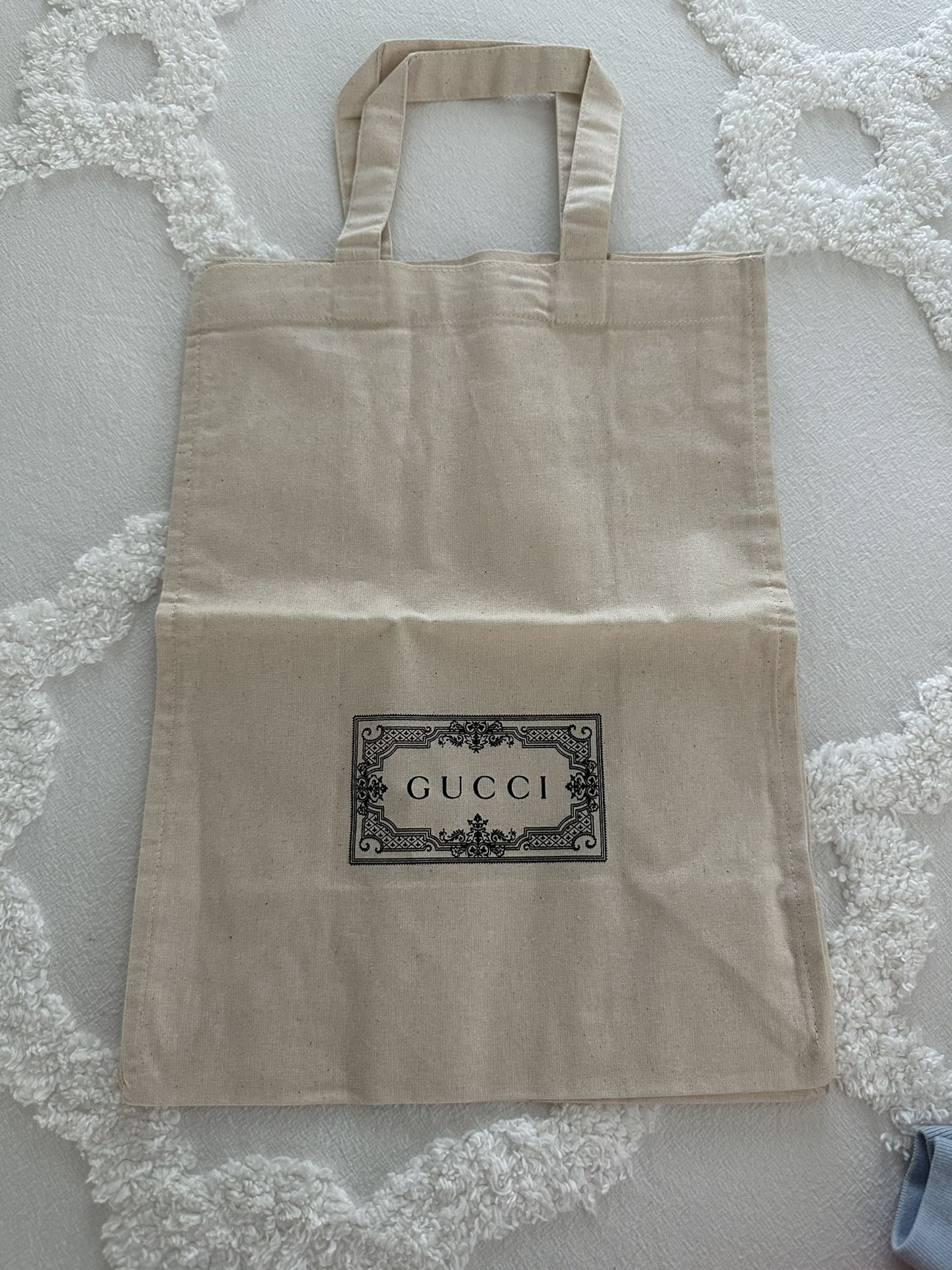 Small Gucci dust Bag 