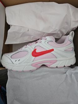 Nike, kids size 3y, color pink