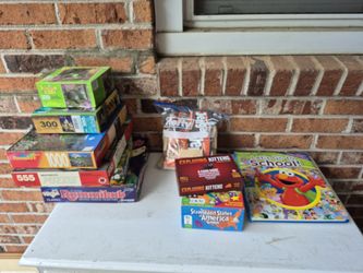 Assorted Kids Books & Puzzles 