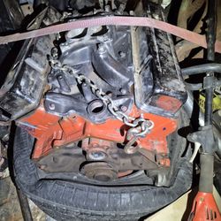 305 Chevy Small Block