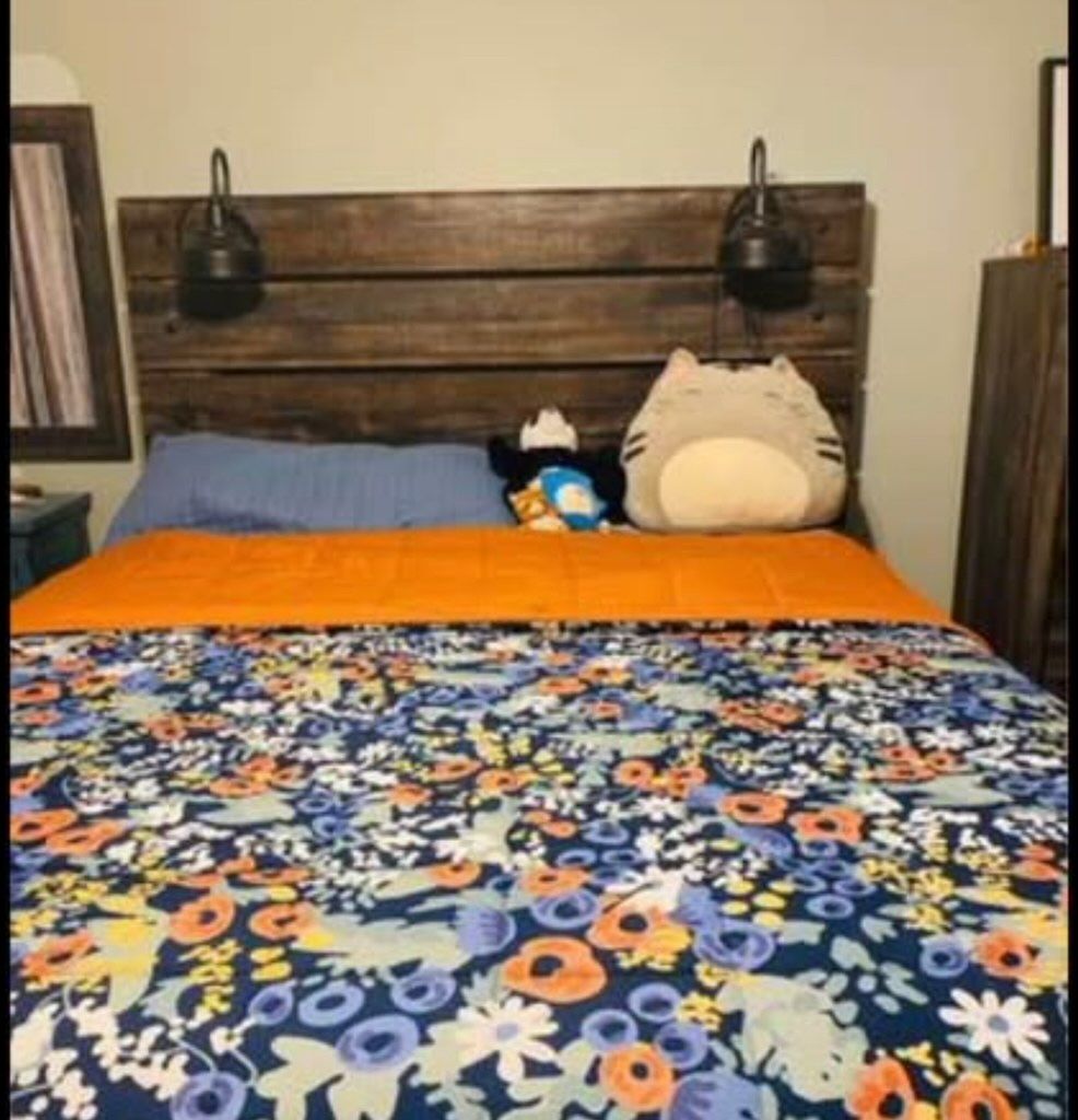 Queen size Bed Frame made with wood Gently used