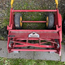 Mclane Hand Lawnmower 
