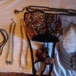 5 Pieces Off Jewelry  Not Real. Silver And Gold Plated, Nice Stones,  A Zara Beaded Crossbody Bag Very Nice.