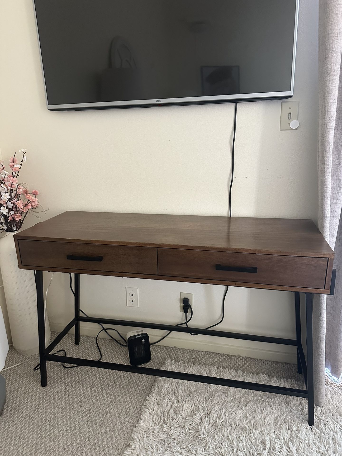 Console table