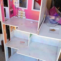 Rainbow High Dollhouse 
