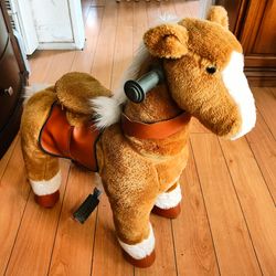 Ride on kids play horse. Fontana pickup.
