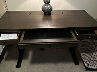 60” Lift Desk(Aspenhome) Office Desk