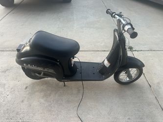 Razor Moped