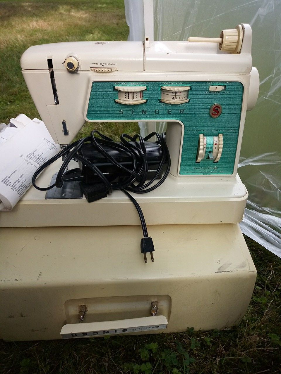 Vintage singer touch and sew II model 770 for Sale in Woodinville, WA ...
