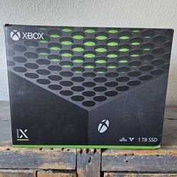 Xbox X 1tb Launch Edition Controllers And Charger